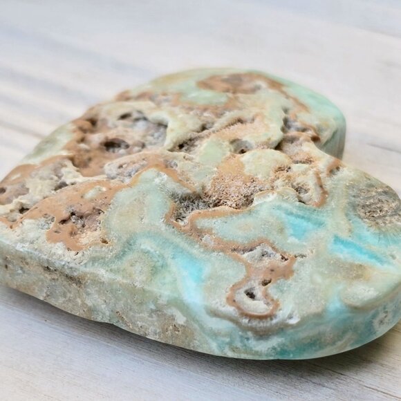 Hemimorphite Heart–59g Blue-Green Crystal for Emotional Balance Grounded Healing - Picture 8 of 15